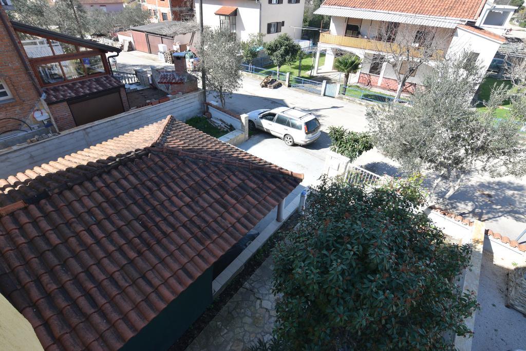 Apartments Batarilo Biograd Na Moru Ngoại thất bức ảnh