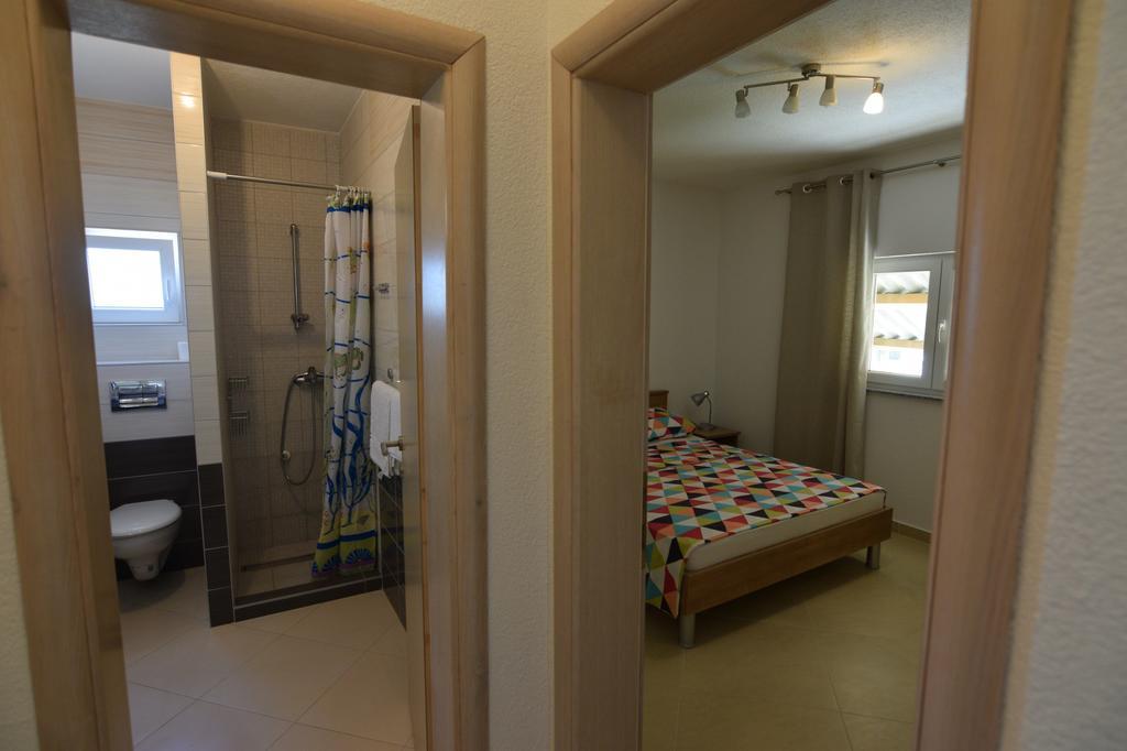 Apartments Batarilo Biograd Na Moru Ngoại thất bức ảnh