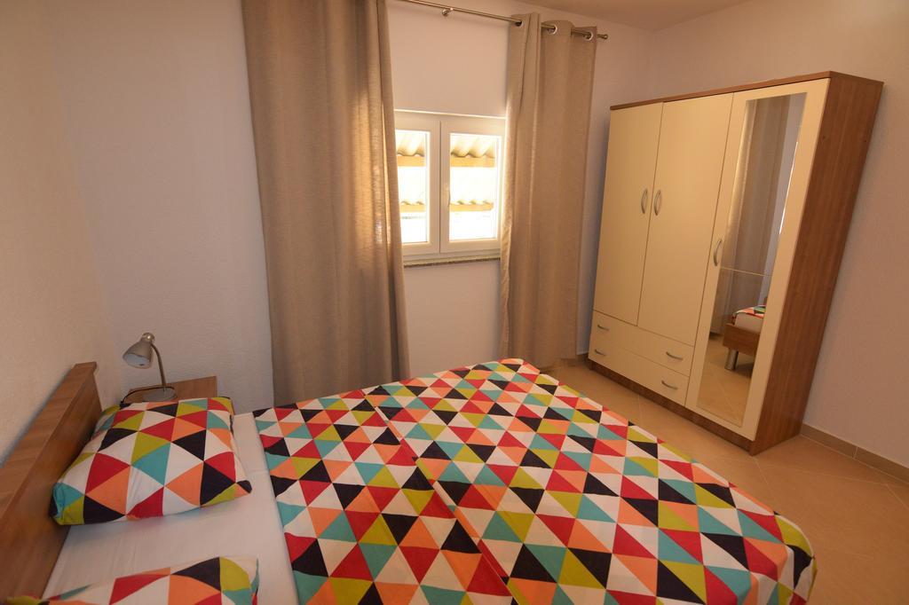 Apartments Batarilo Biograd Na Moru Ngoại thất bức ảnh