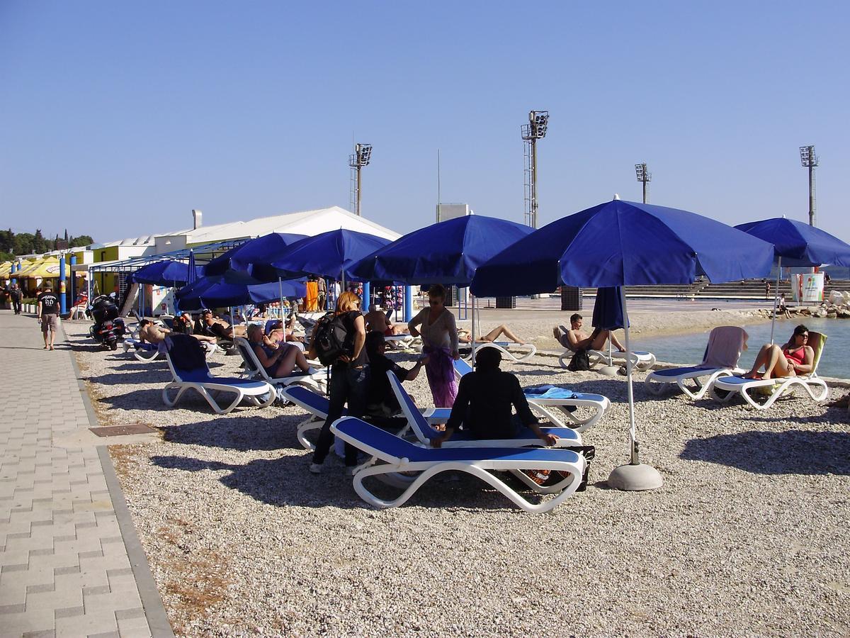 Apartments Batarilo Biograd Na Moru Ngoại thất bức ảnh